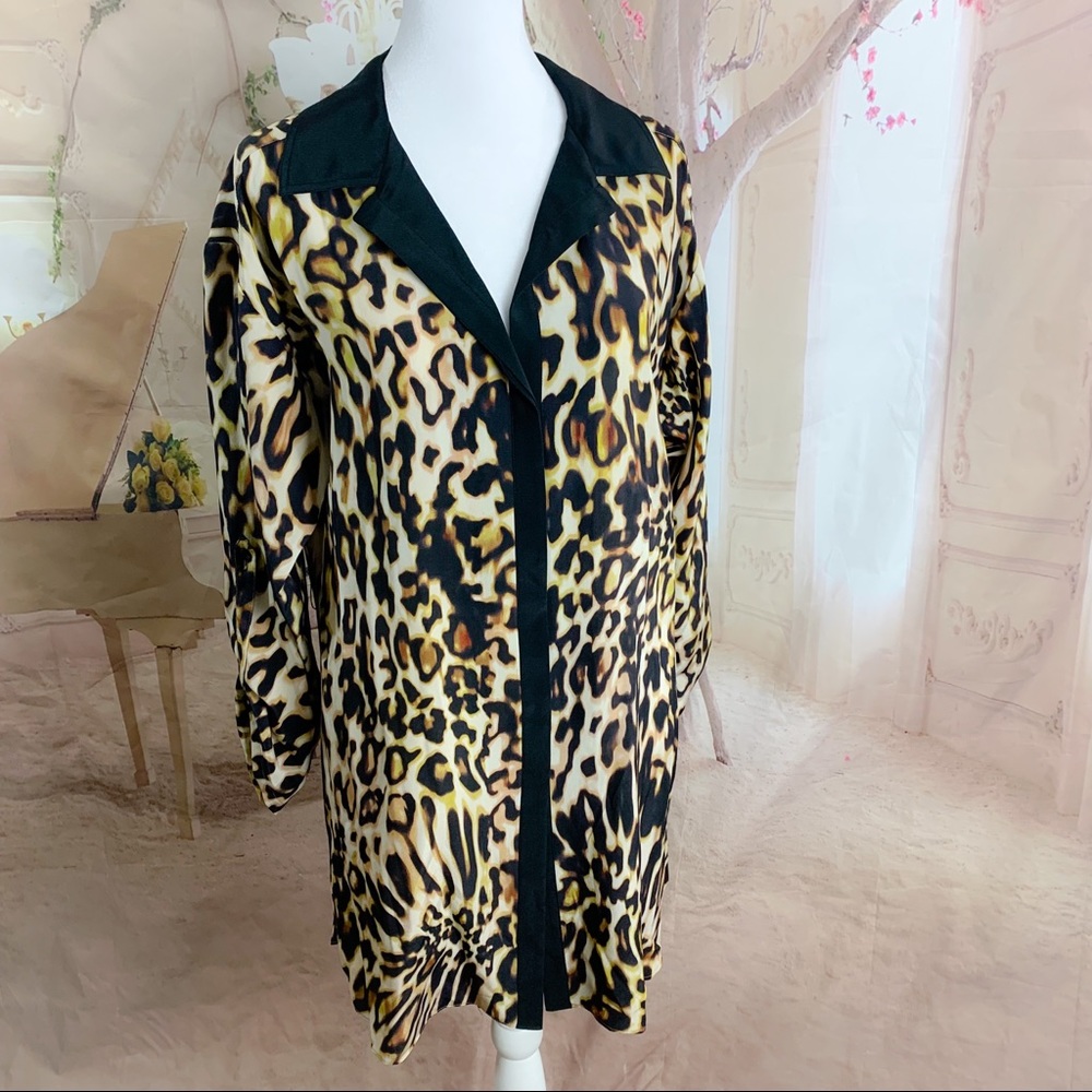 NEW ETCETERA Cat Walk Animal Print Button Down Blouse Tunic